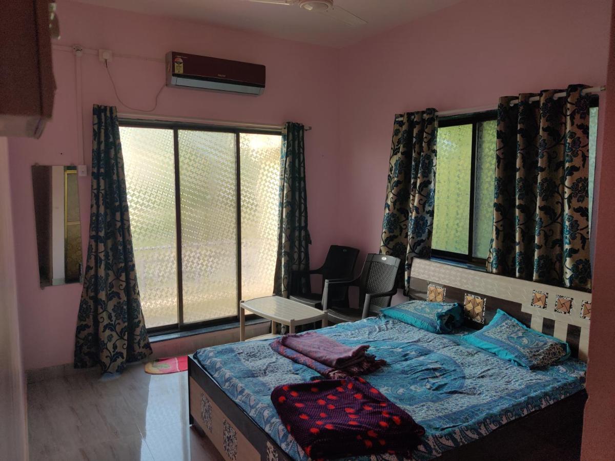 Gulmohar Cottages - Home Stay In Alībāg Exteriér fotografie