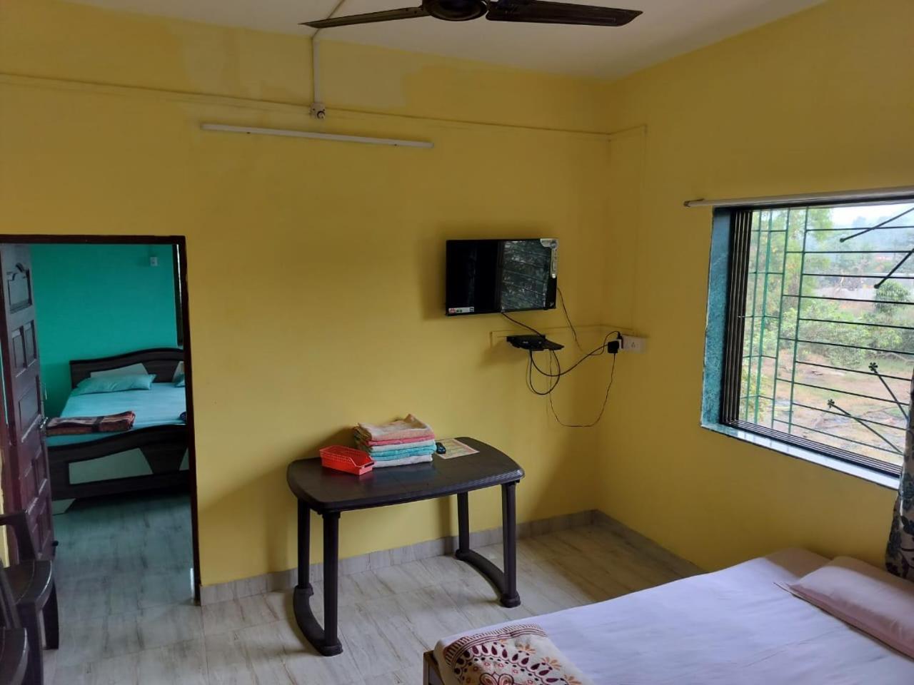Gulmohar Cottages - Home Stay In Alībāg Exteriér fotografie
